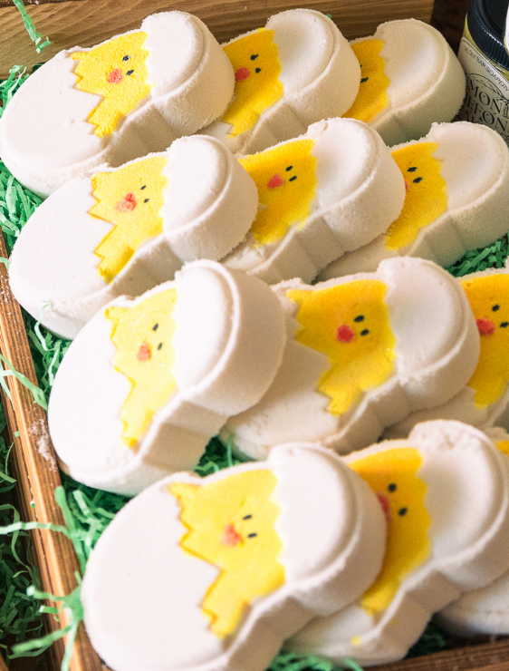 Lil Hatchlings Bath Bomb 🐣